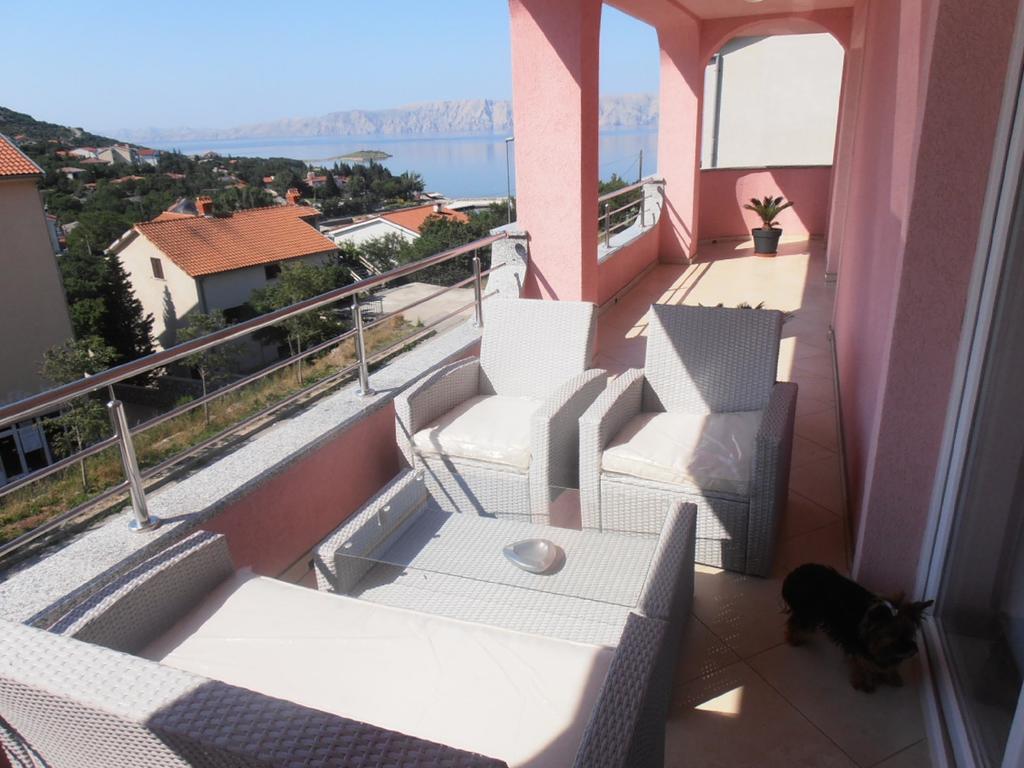 Apartments Cosic Klenovica Room photo